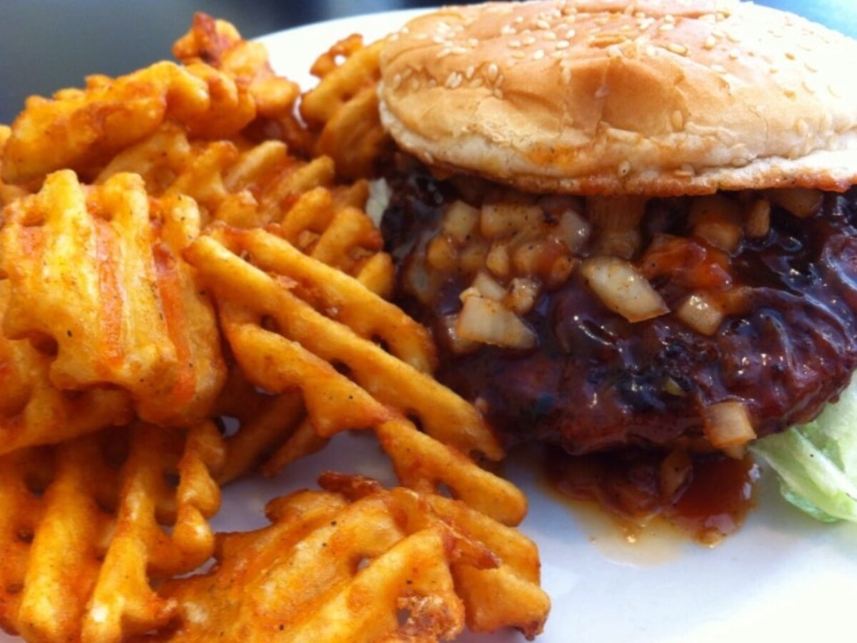 Food at Ike's Chili located in Tulsa OK.