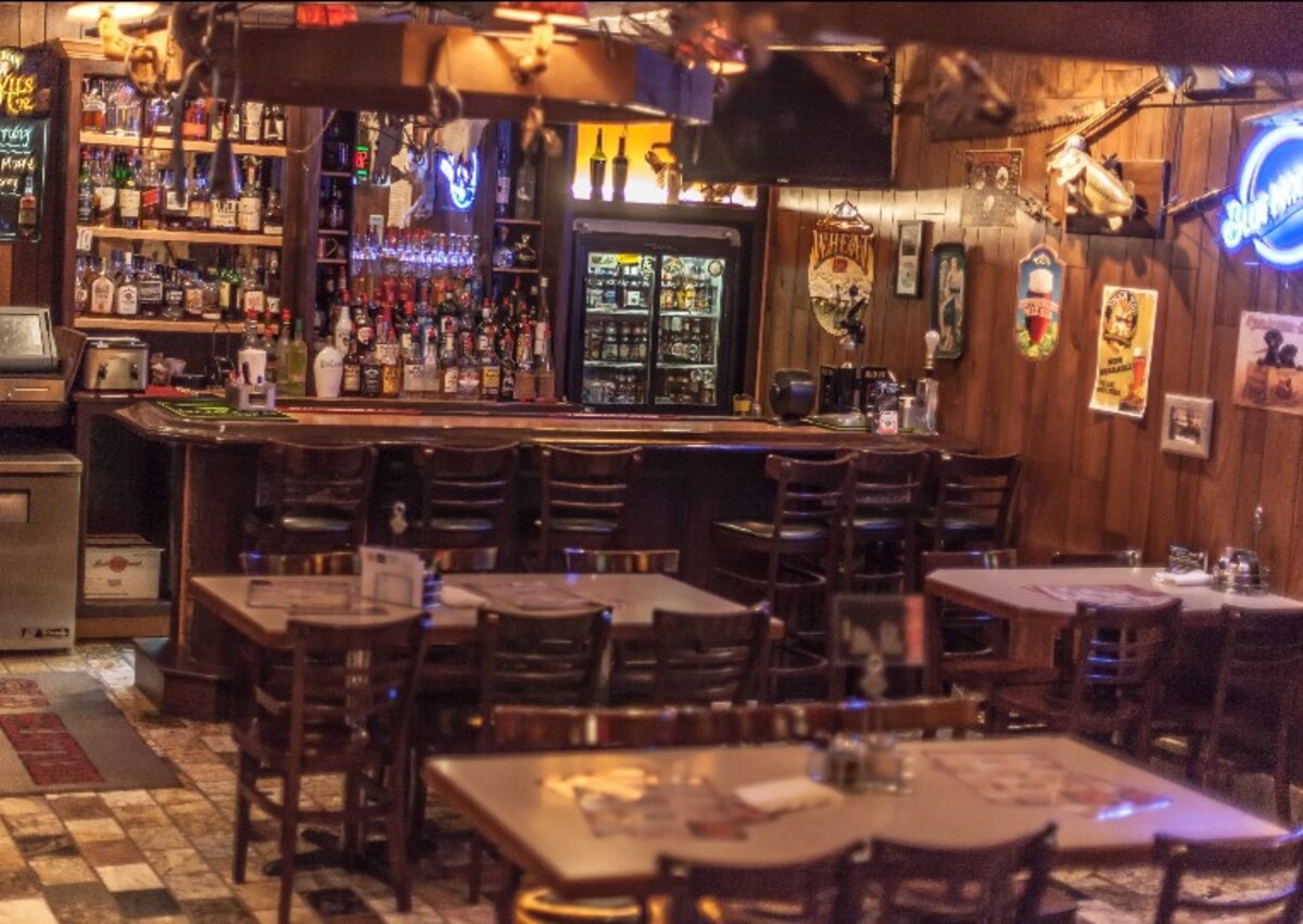 at Old Shawnee Pizza located in Shawnee, KS. 