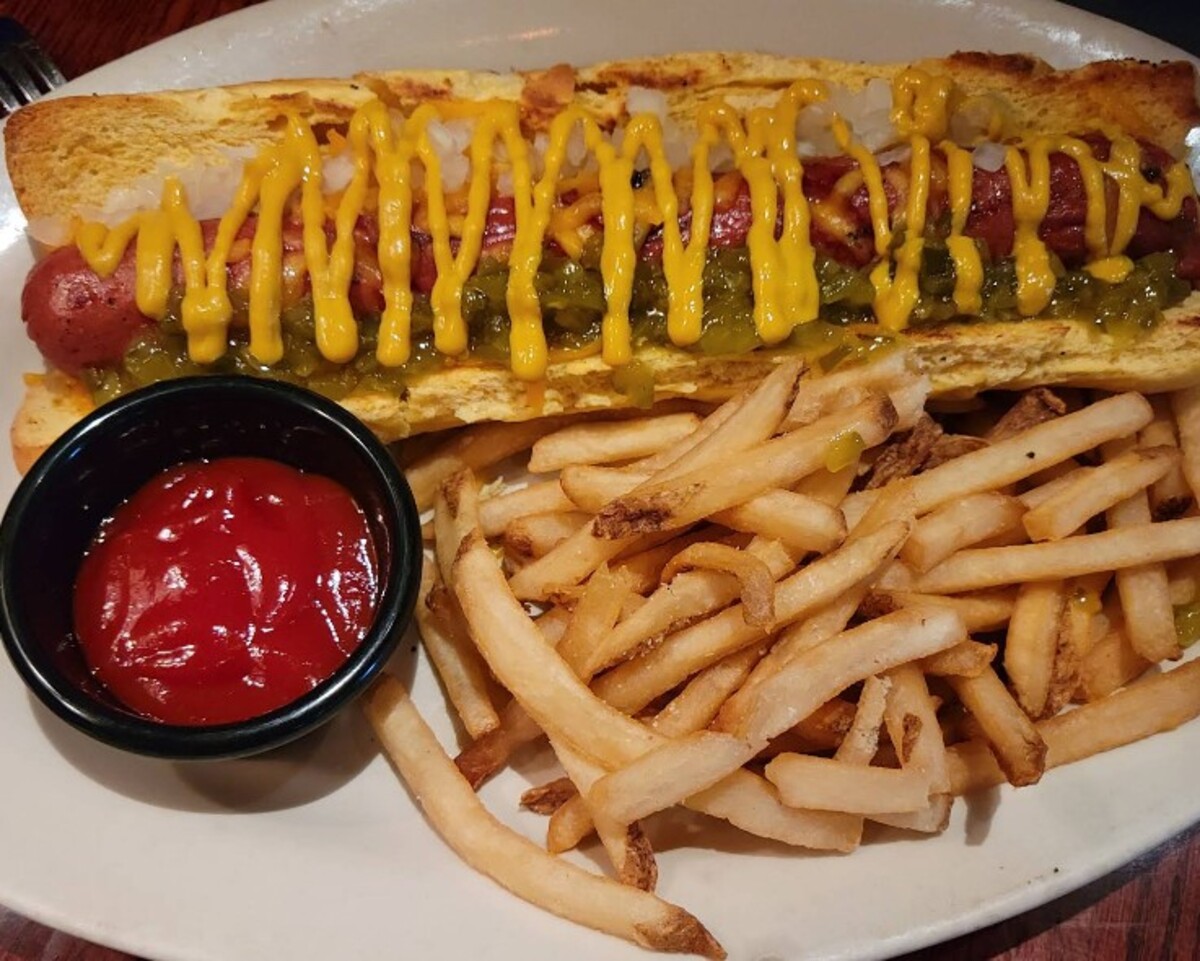 Food at Big Bear Brewing Company located in Coral Springs, FL. 