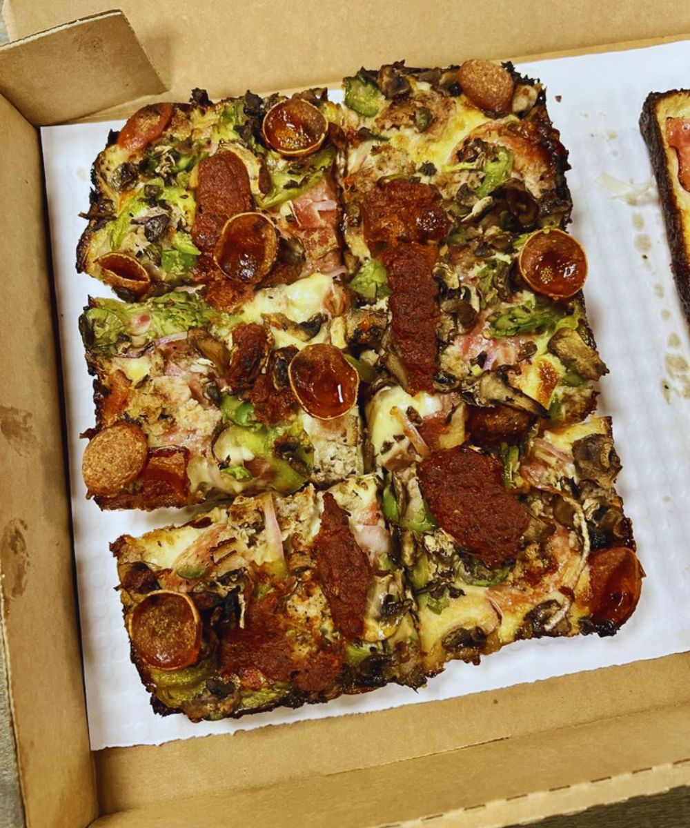 Photos for R Town Pizza