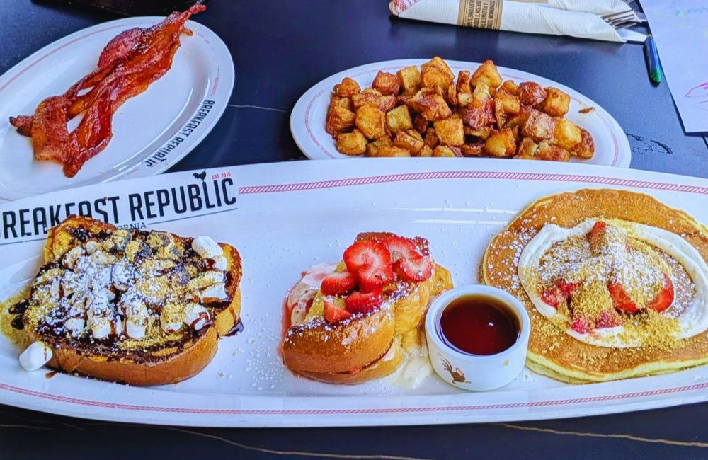 Photos for Breakfast Republic