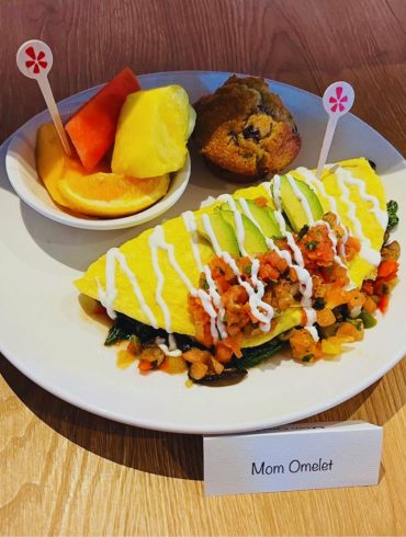 Photos for Broken Yolk Cafe