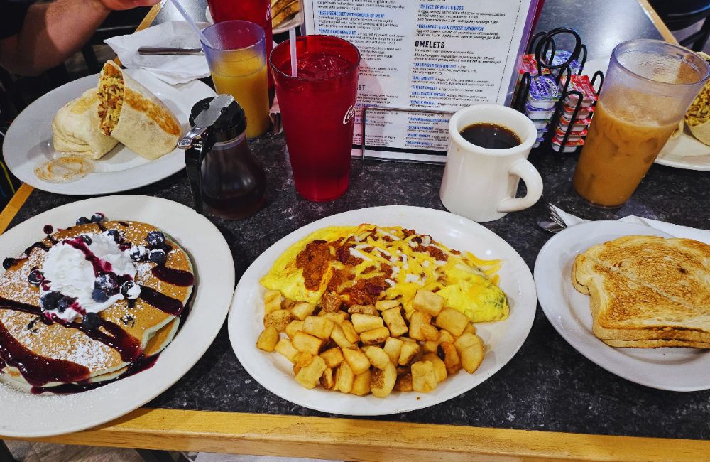 Photos for Mr. Mamas Breakfast and Lunch