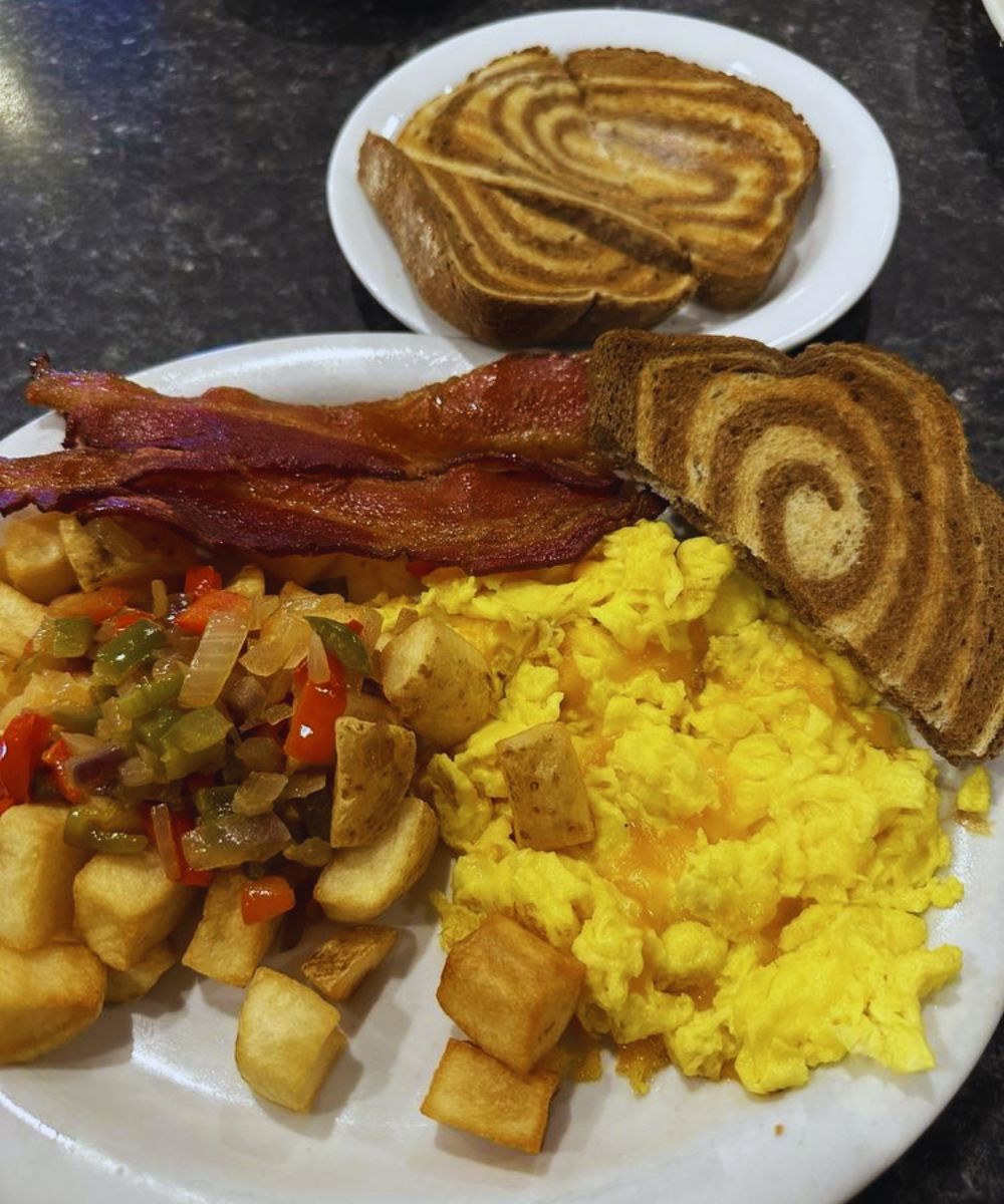 Photos for Mr. Mamas Breakfast and Lunch