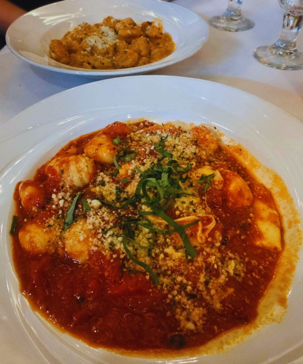 Photos for Charlie Gitto's On the Hill