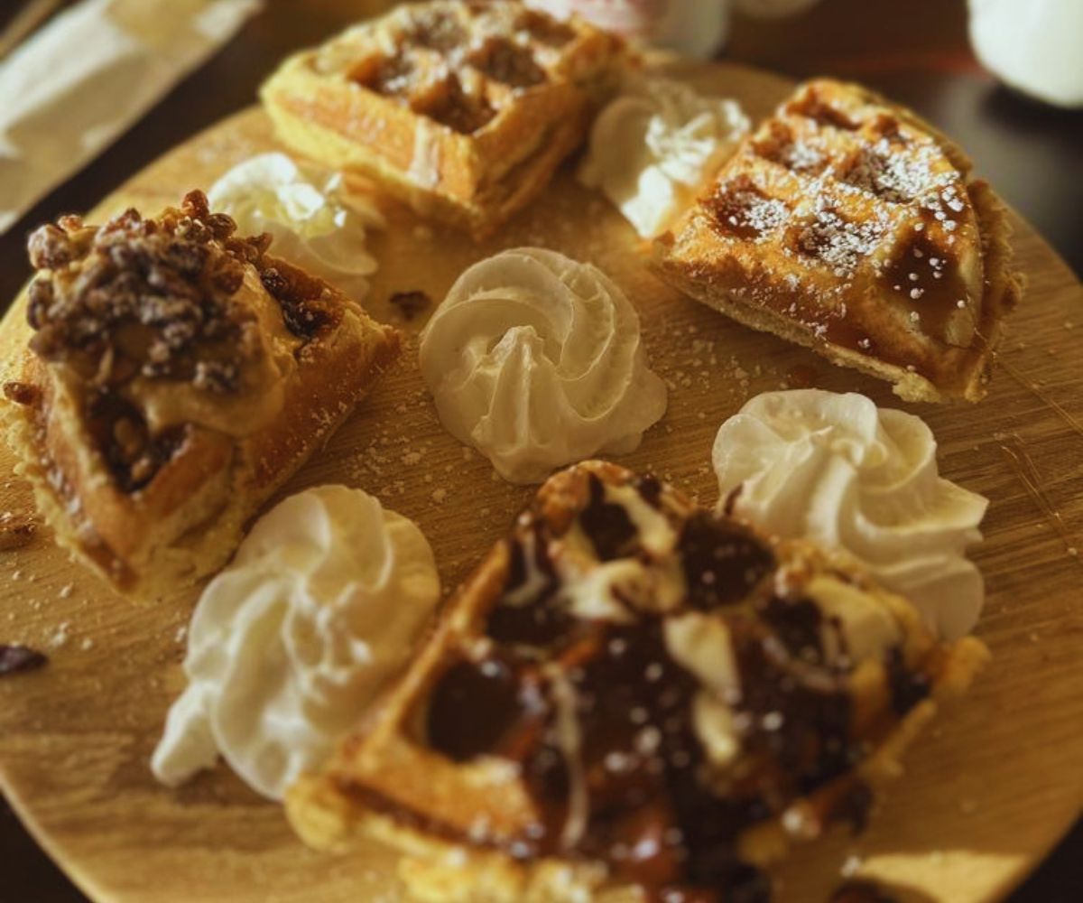 Comfort Cafe - San Antonio Waffle Flight