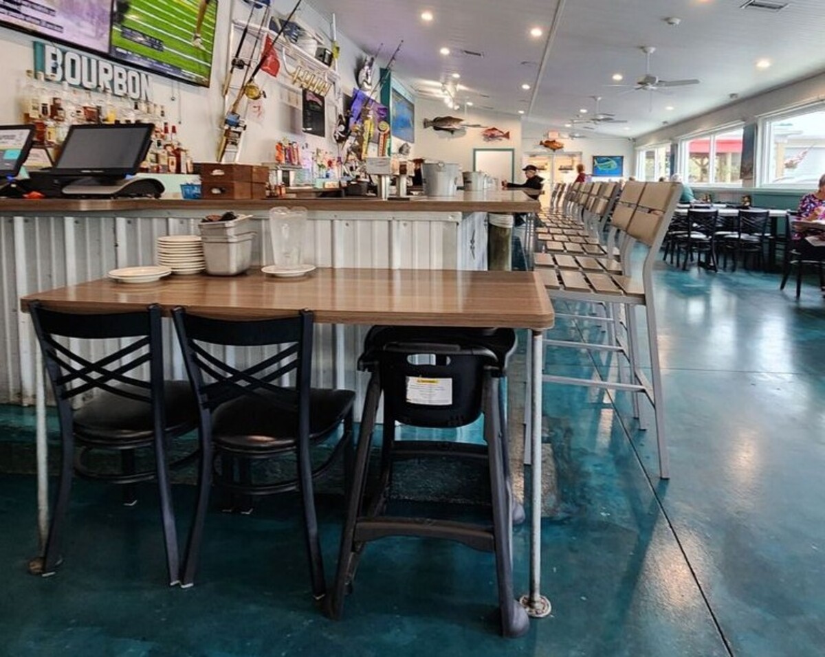 at Hull's Seafood located in Ormond Beach, FL.