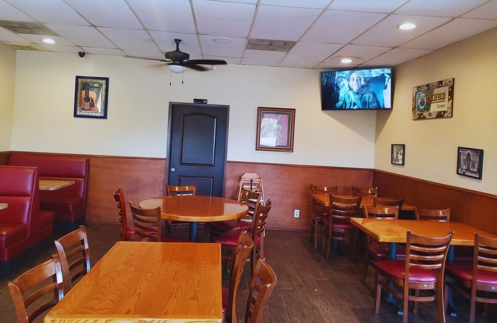 Photos for Uncle Reds Pizzeria