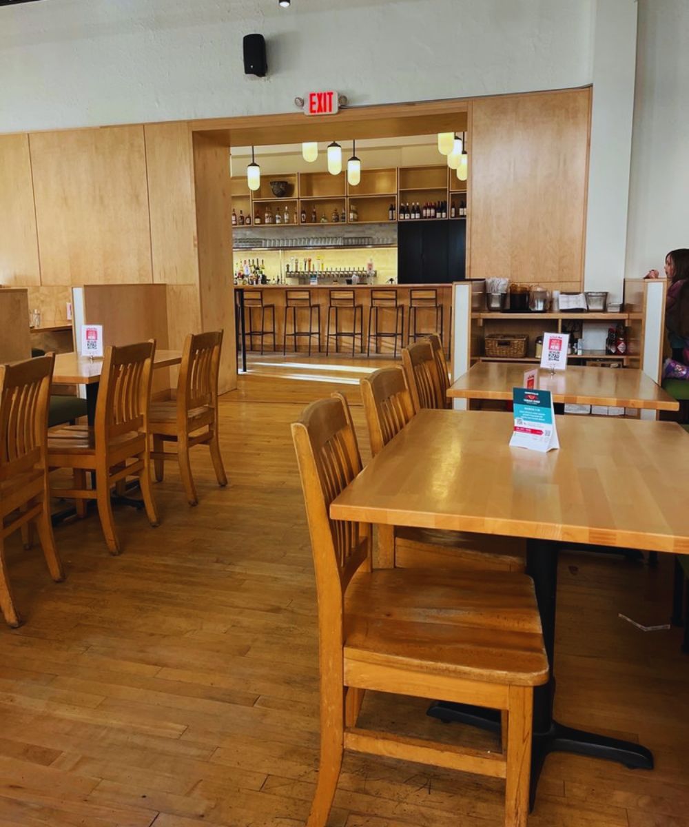 Photos for The Tomato Head