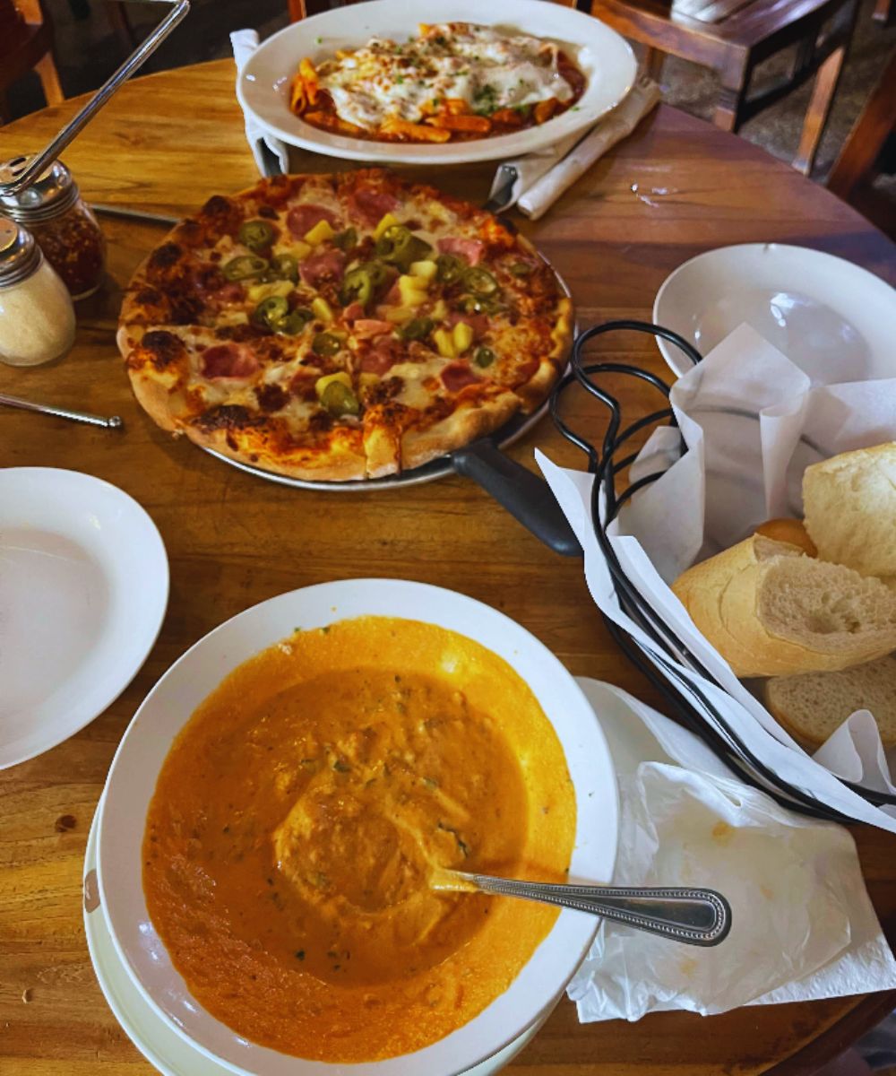 Photos for Mama Teresa's Flying Pizza & Italian Restaurant