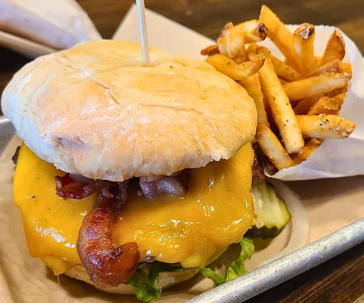 Bacon Cheddar Burger at Grassburger in Albuquerque, NM