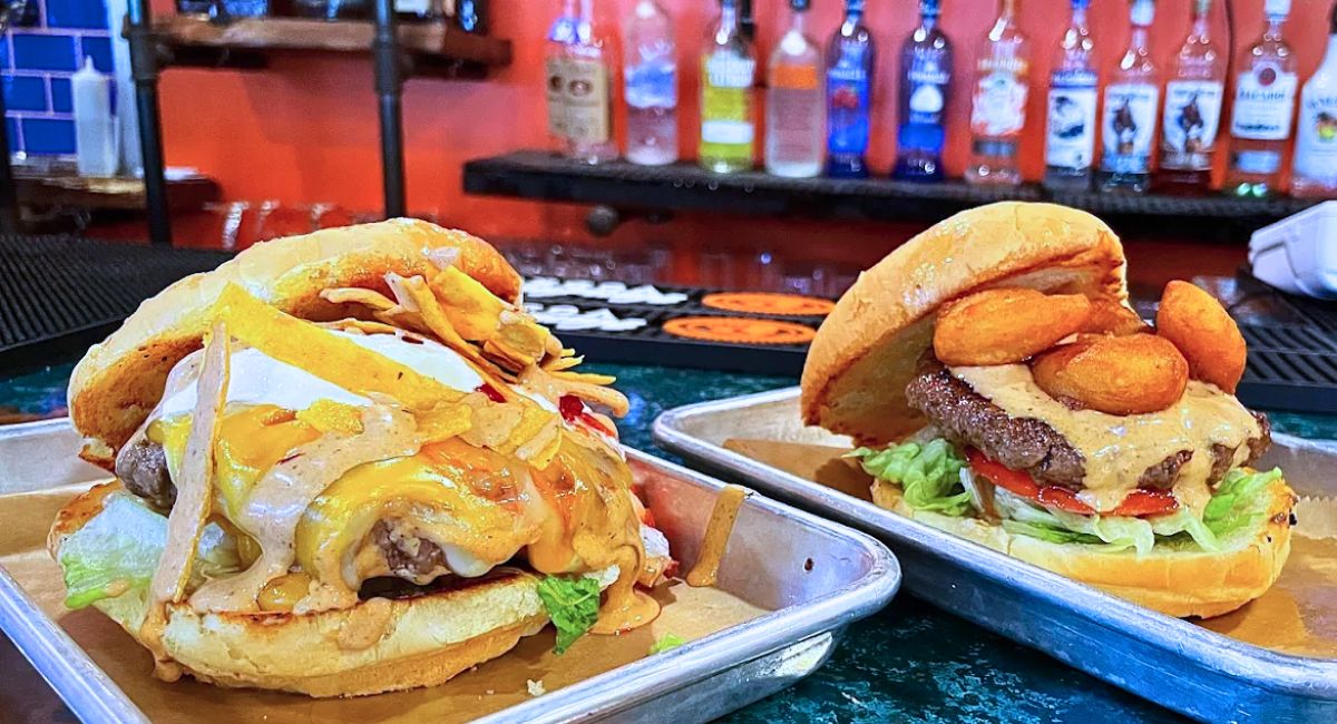 burgers at Oscar's Breakfast, Burgers & Brews in Barboursville, West Virginia