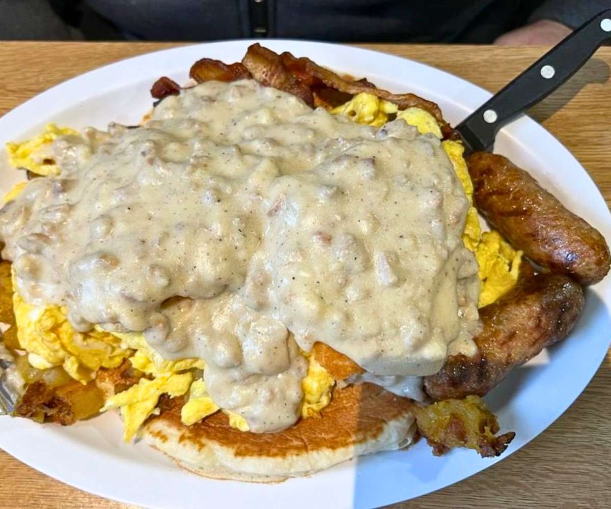 Hamilton Kitchen Sink at The Hamilton Diner in Seekonk, Massachusetts