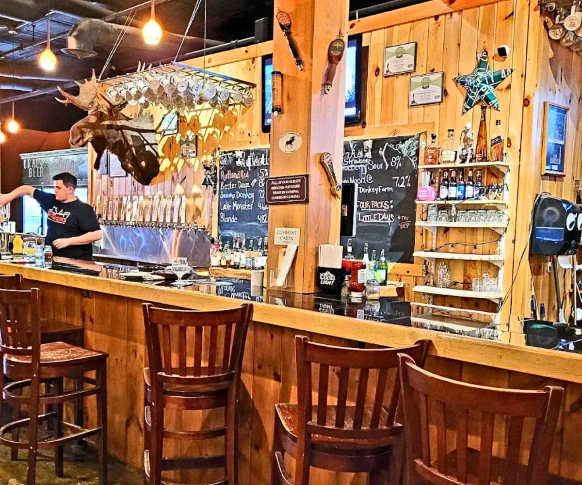 interior of Hop'n Moose in Rutland, Vermont