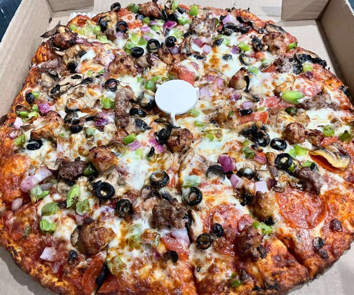 Combination Pizza at Cali Pizza in San Jose, CA