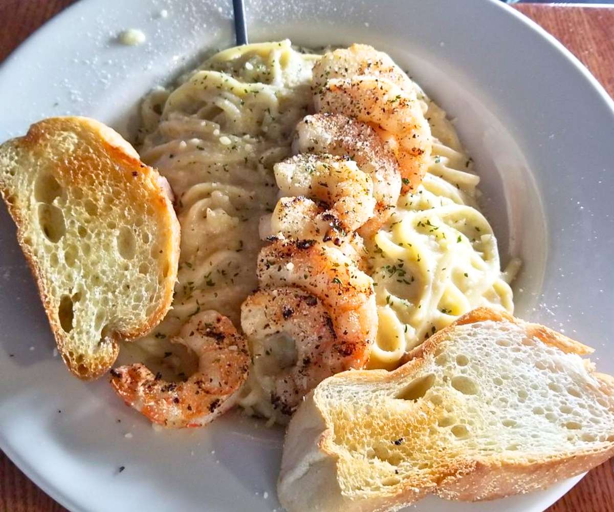 Shrimp Alfredo at Salt Water Grill in Corpus Christi, Texas