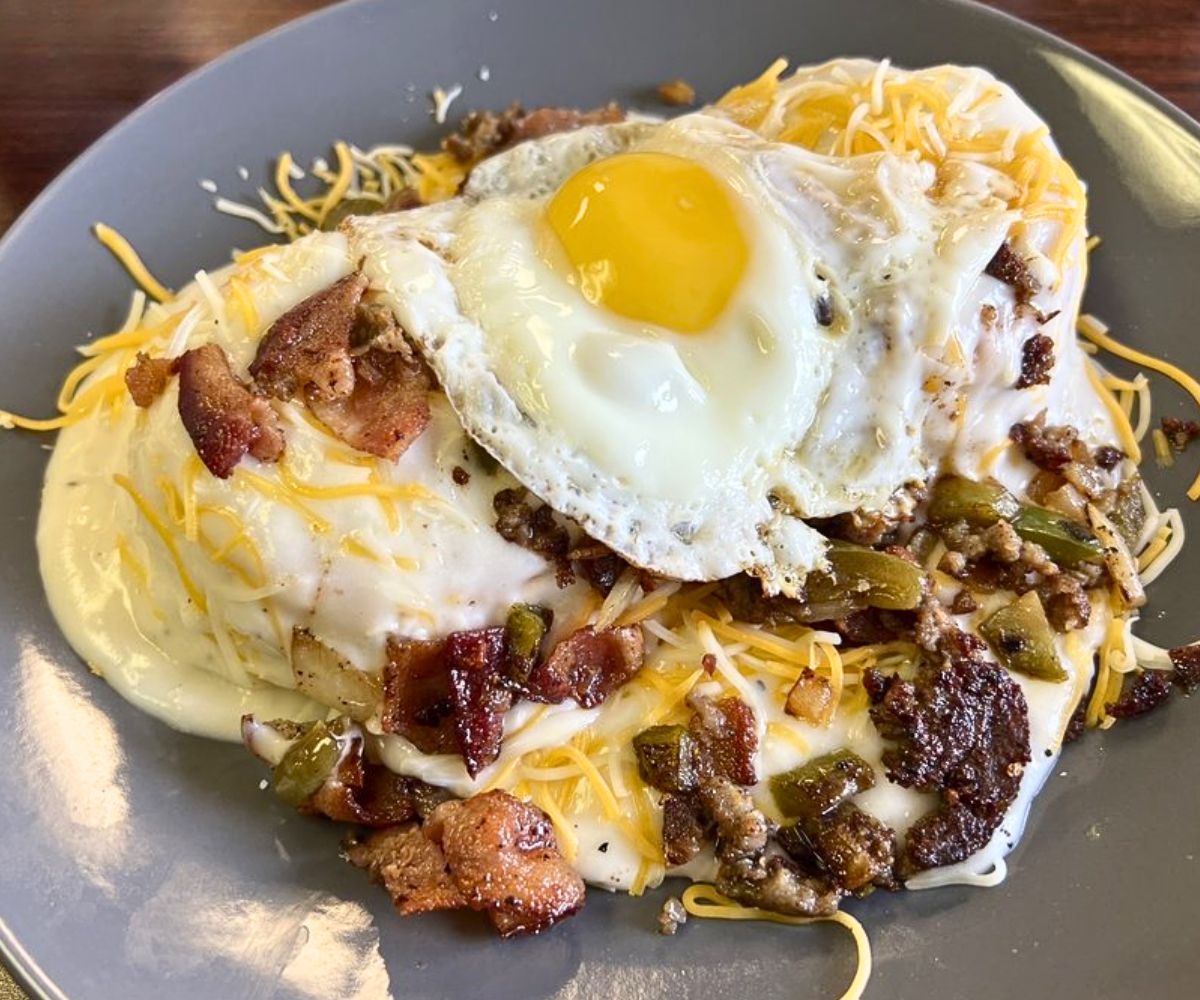 Sloppy Biscuits at Biscuits & Jamz in Lake Charles, Louisiana