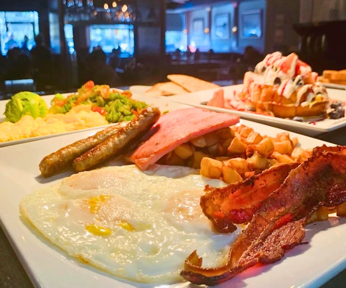 breakfast at Shine Cafe in Troy, Michigan