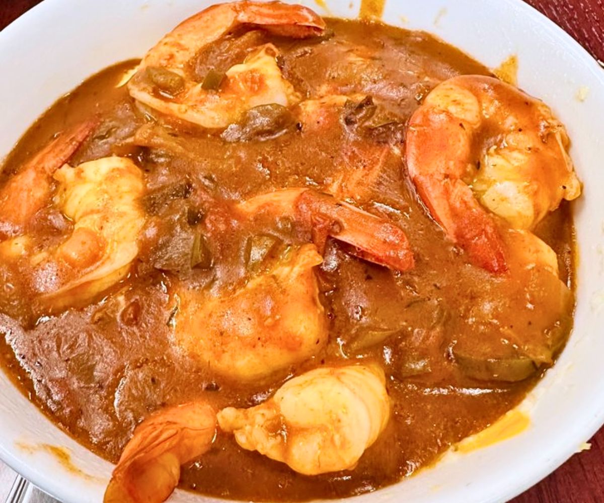 Shrimp & Cheesy Grits at The Love of Grub in Clifton, New Jersey