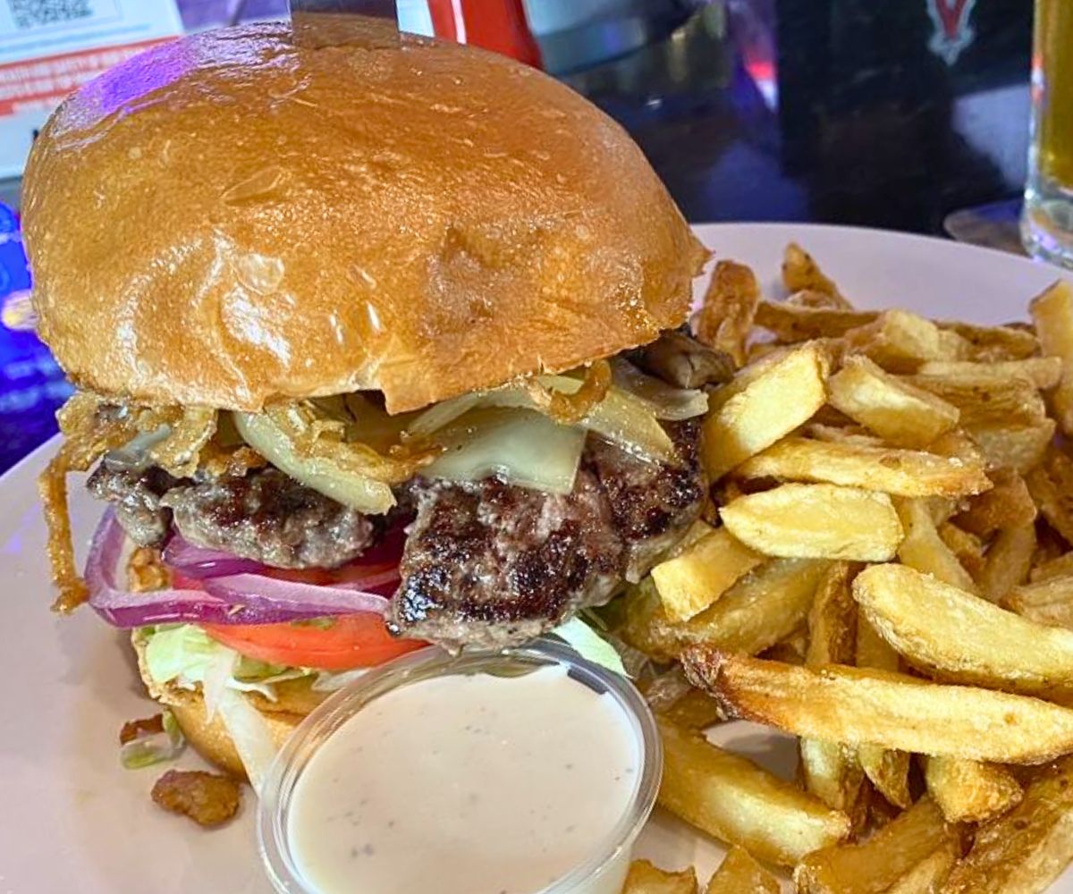 OMO Burger at Lopez & Lefty's in Anaheim, CA