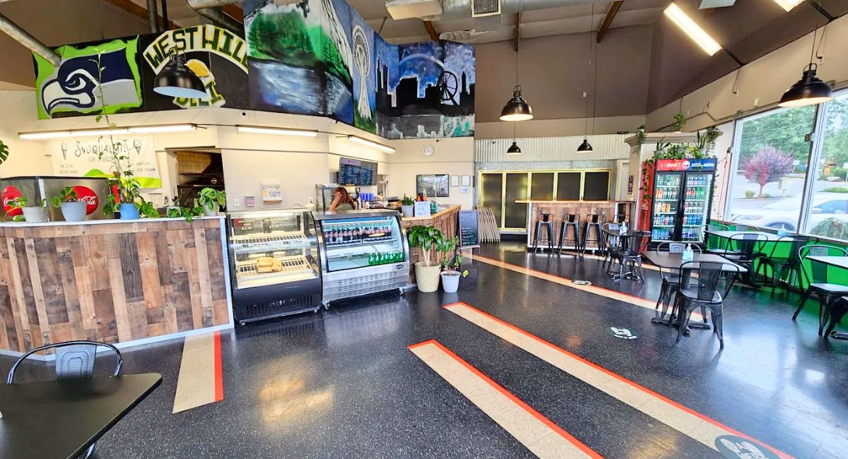 interior of West Hill Deli in Auburn, Washington