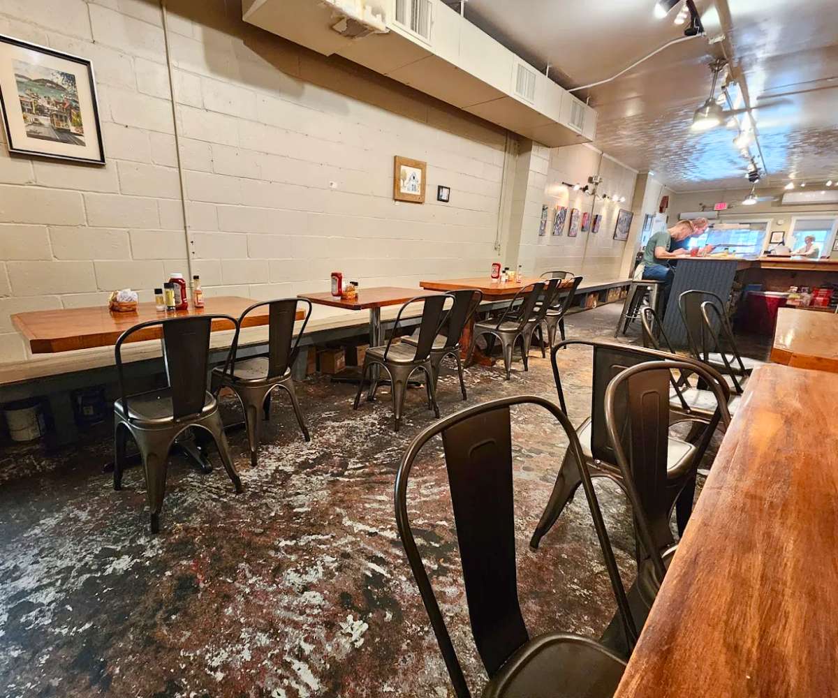 interior of Brother Juniper's in Memphis, TN