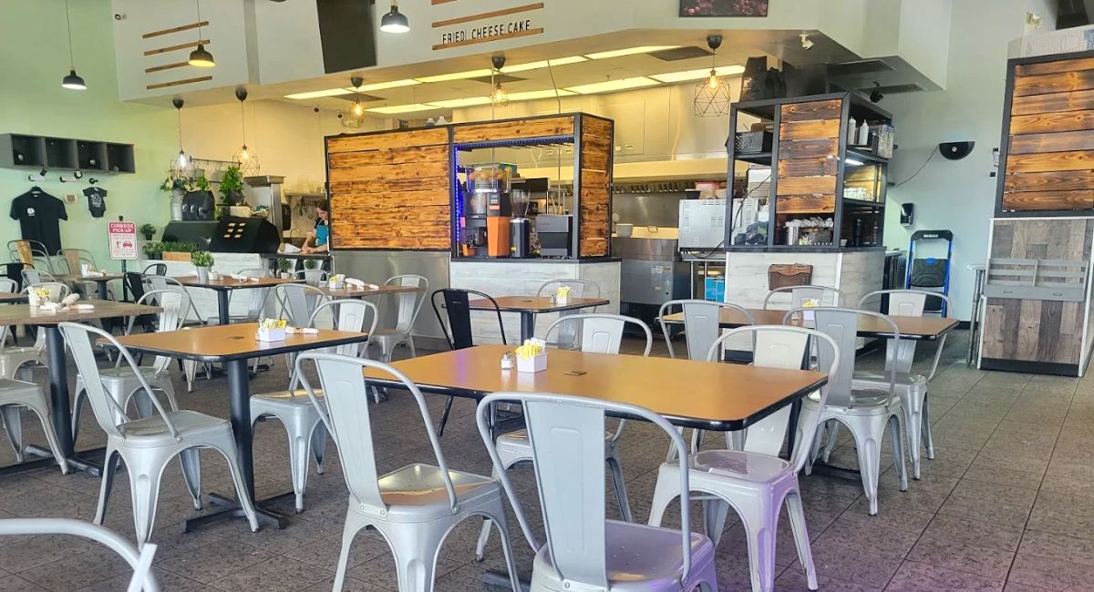 interior of J's Diner in Hagerstown, MD
