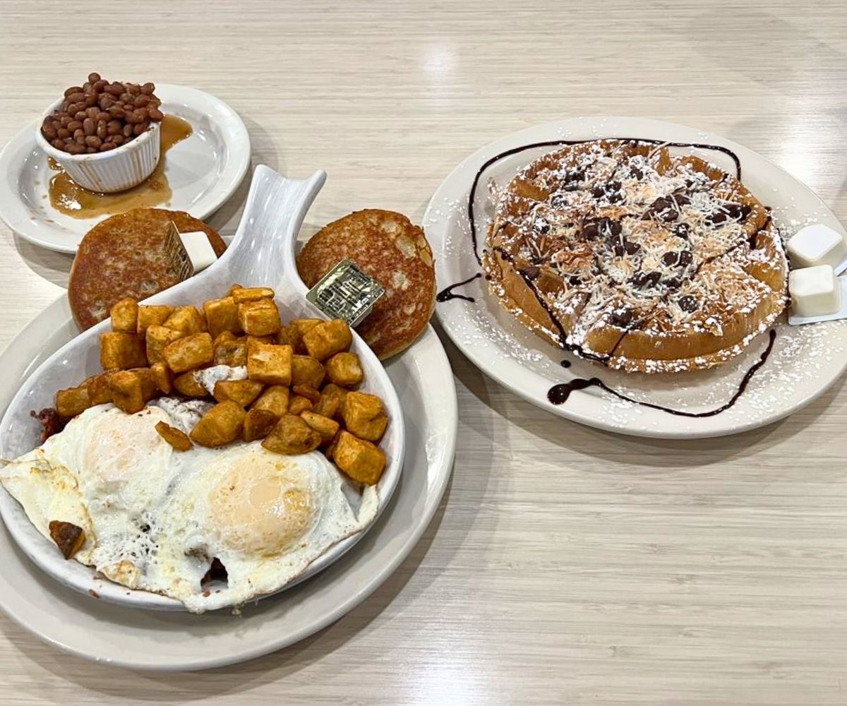 breakfast at Stonebridge Cafe in Brockton, MA
