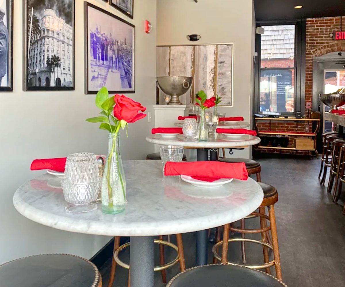 interior of La Rosa's in Andover, Massachusetts 