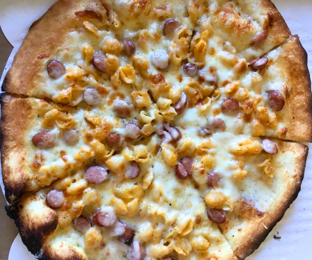 Mac Daddy Pizza at Blue Skye Brewery & Eats in Salina, Kansas