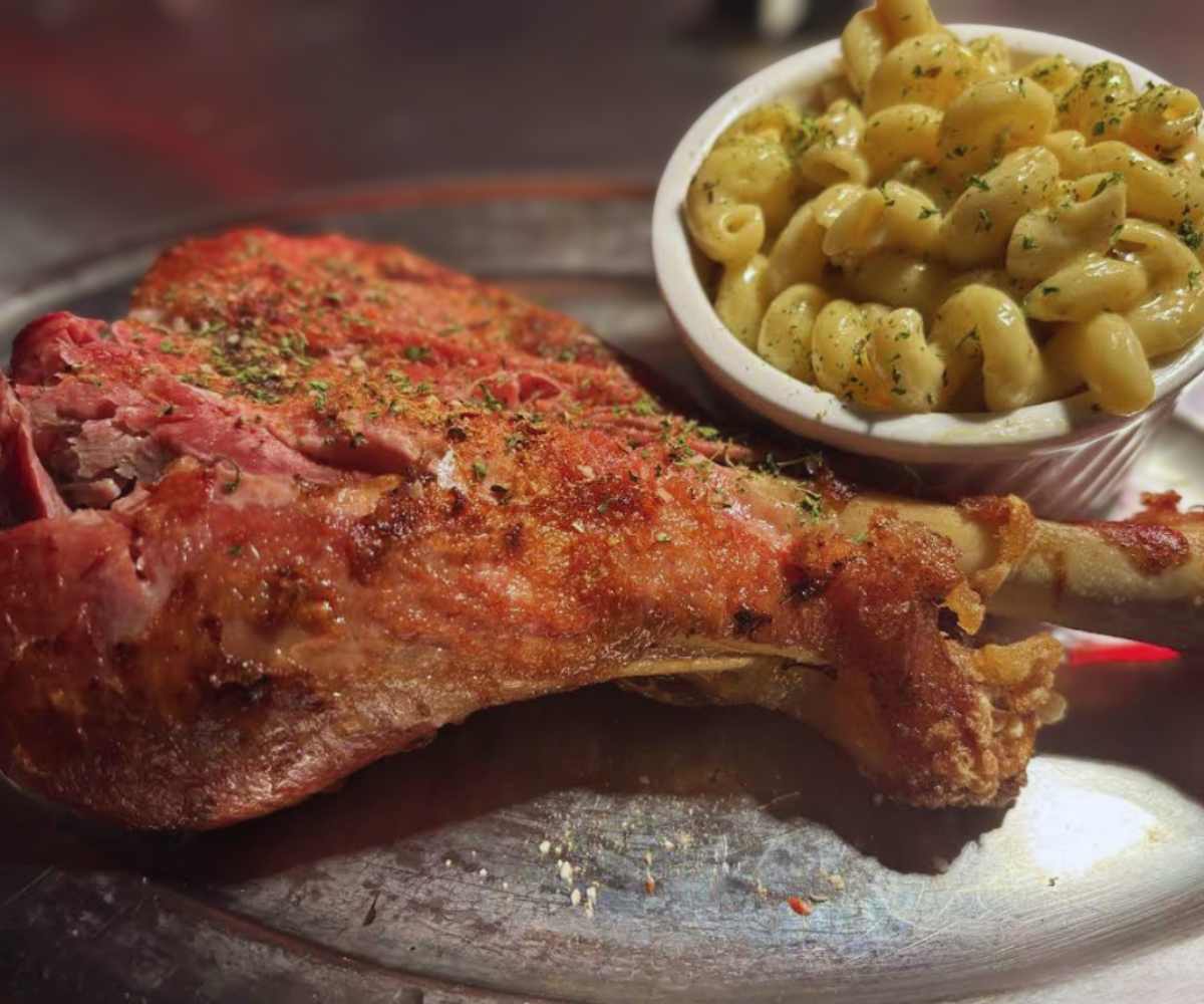 delicious turkey leg at Uncle Red's Turkey Legs in Memphis Tennessee
