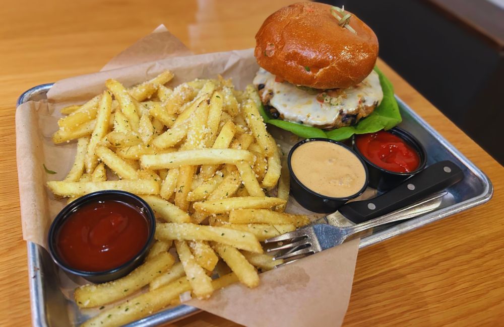 Photos for Tipsy Cow Burger Bar - Redmond