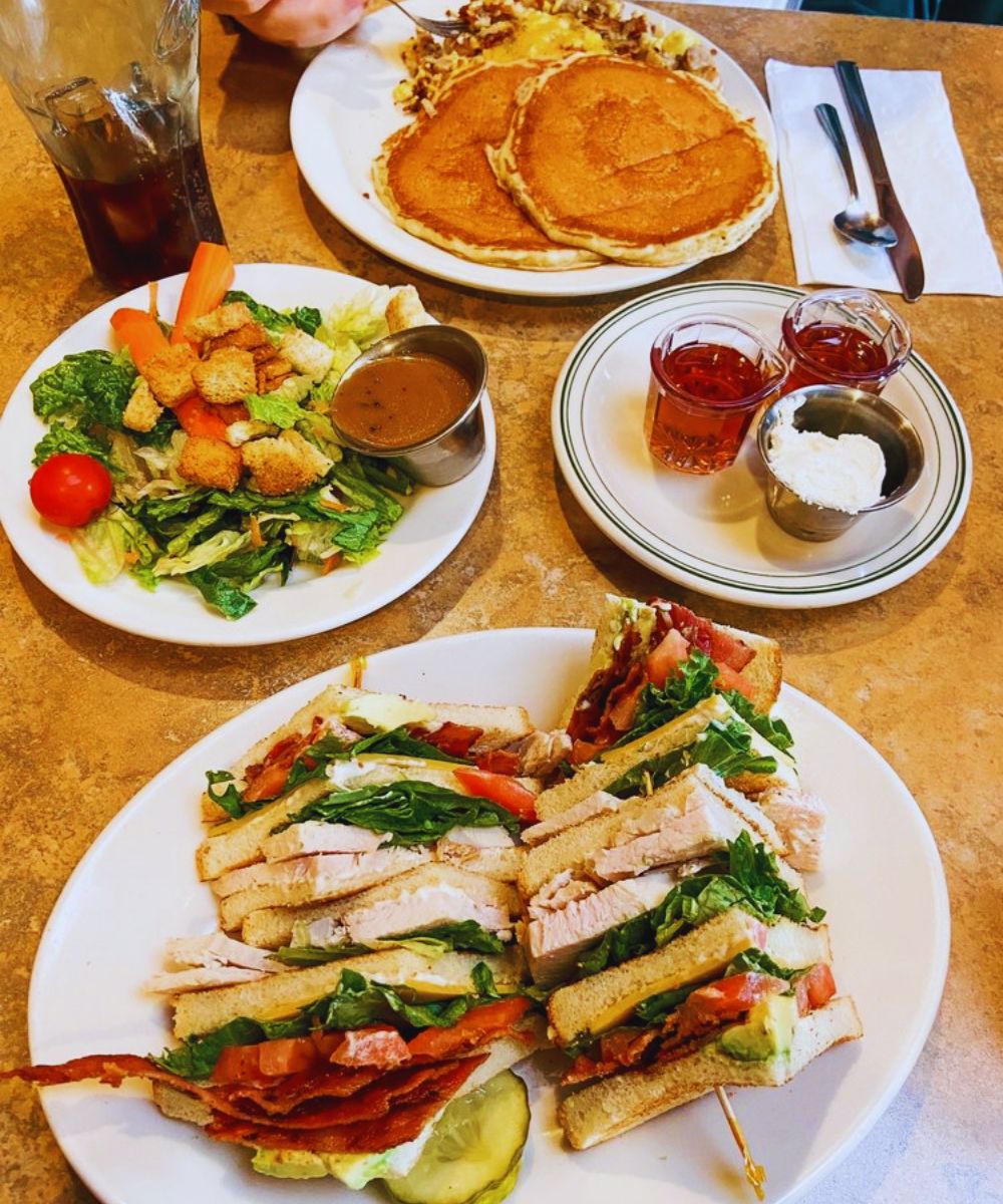 Photos for Issaquah Cafe