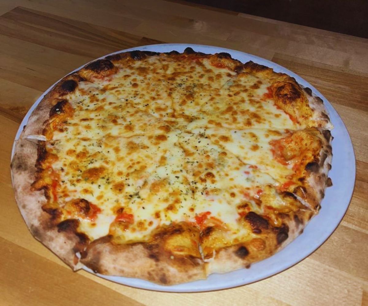 Three Fires - Quattro Formaggi Pizza