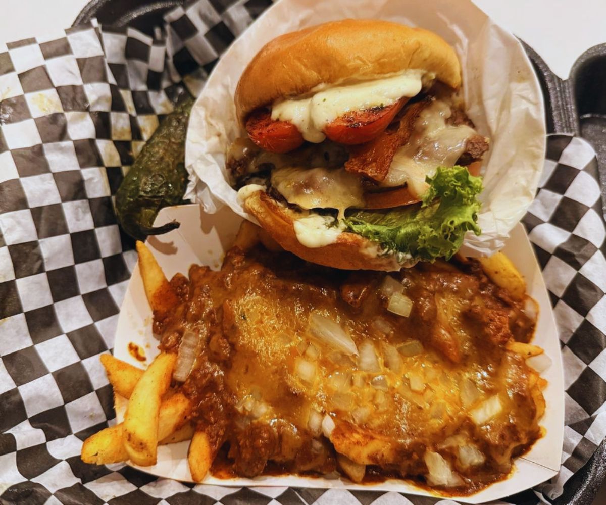 Aztec Burgers - Aztec Burger with Chili Cheese Fries