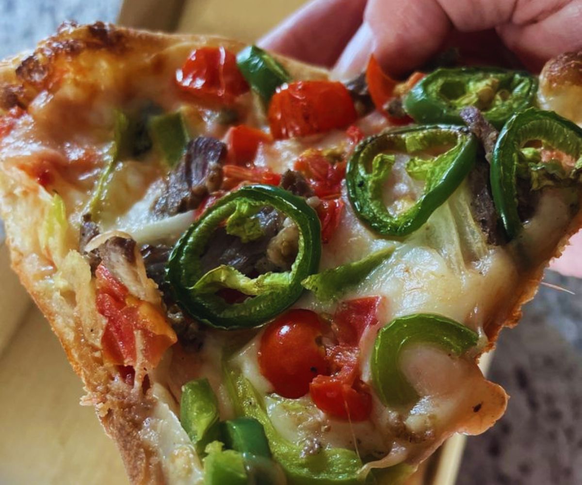El Hornito Wood Fired Pizza - La Mexicana Pizza