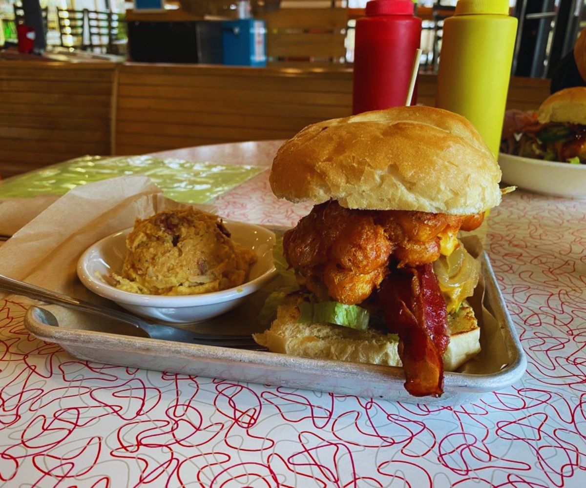 Wisconsinburger - Awe Geez Burger