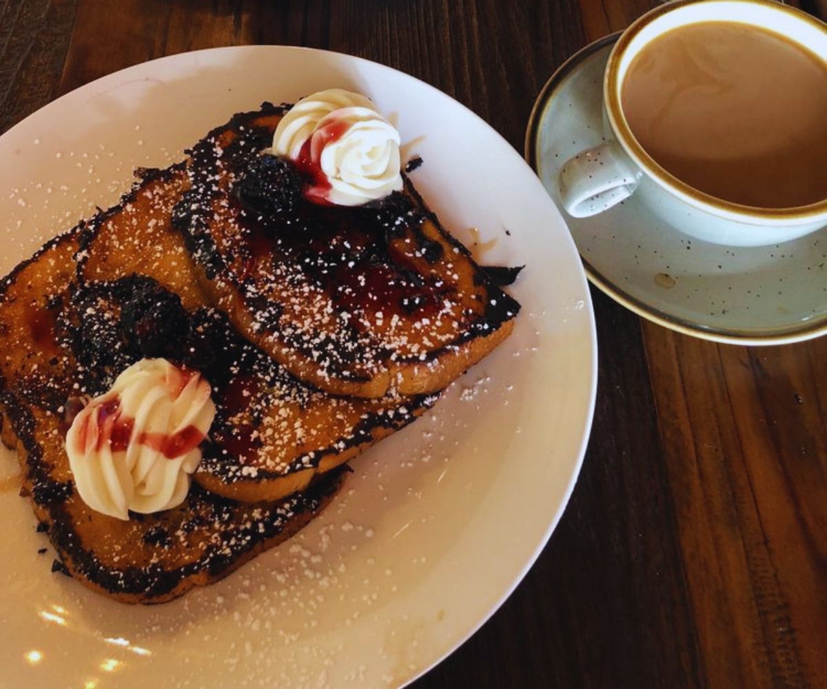 The Animal Farm - The French Toast & American Gothic