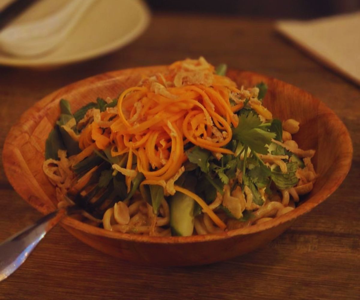 Mawn - Spicy Peanut Noodles