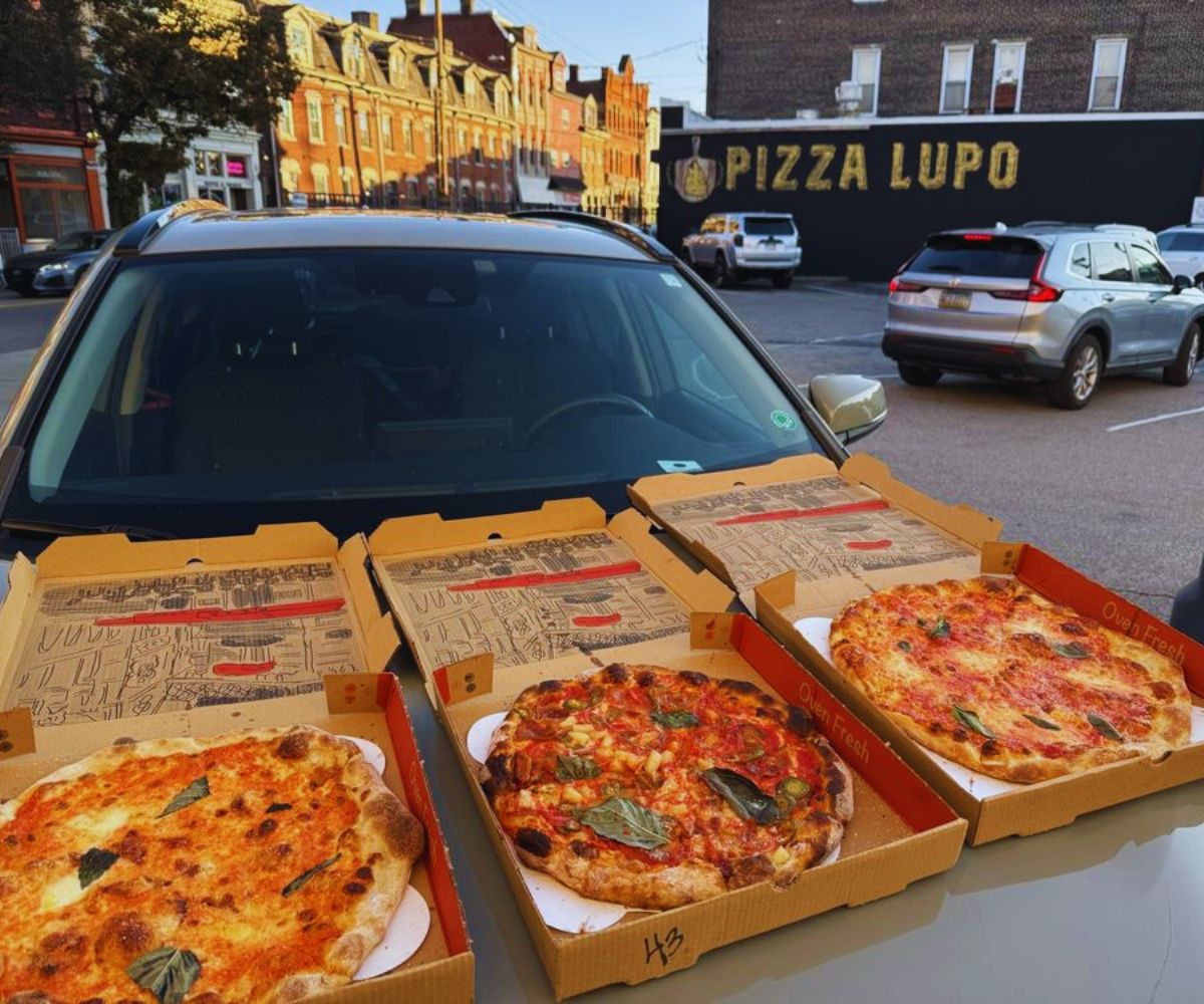 Pizza Lupo - 3 Pizzas