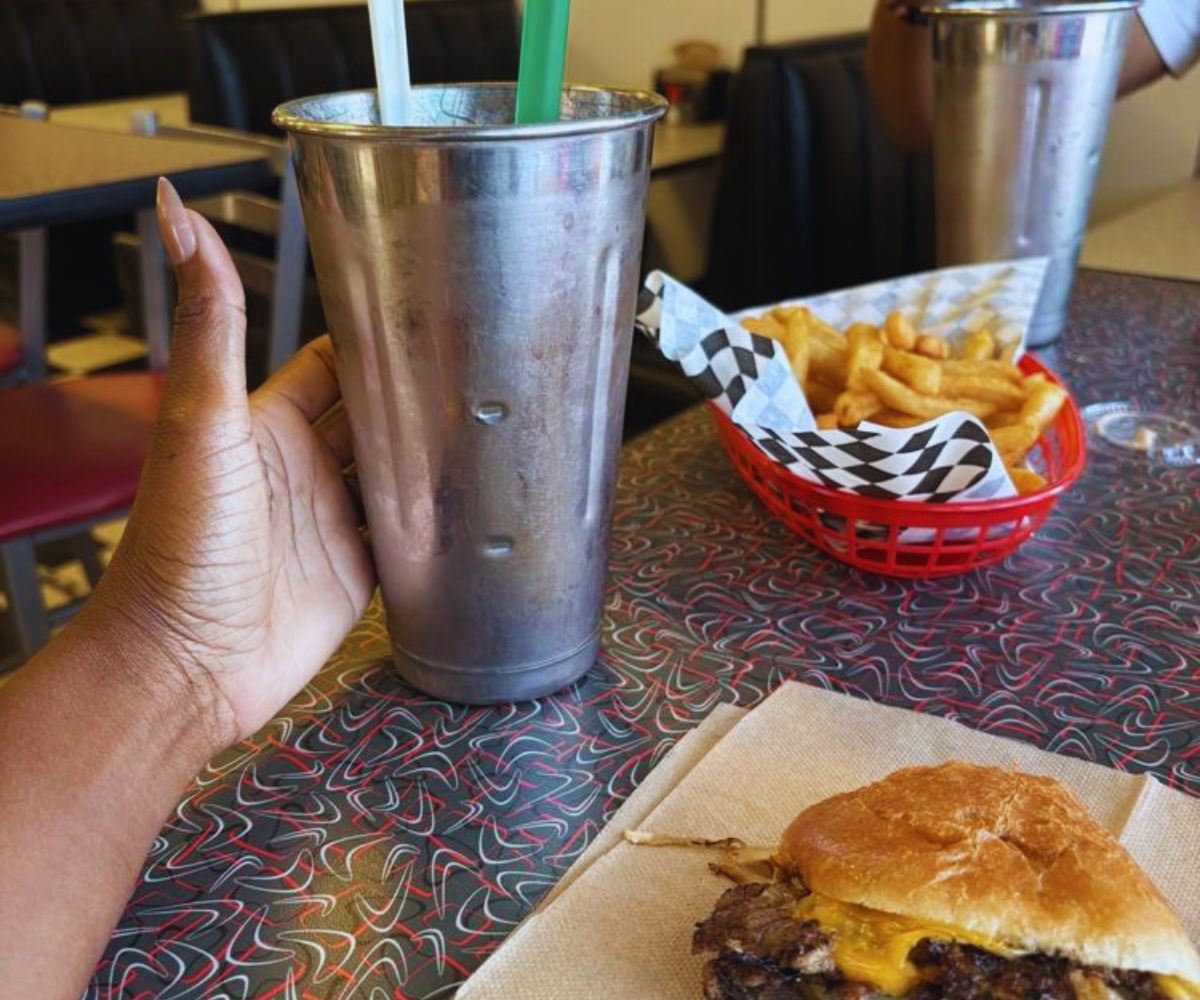 Happy's Hamburgers - Huge Milkshake + Burger & Fries