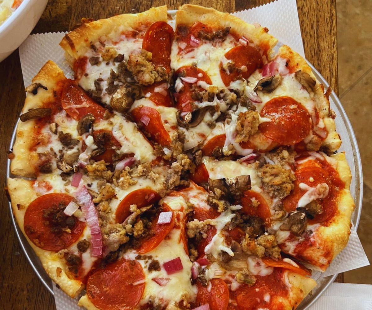 Giuseppe's Cafe - Giuseppe's Special - 10 Inches Pizza