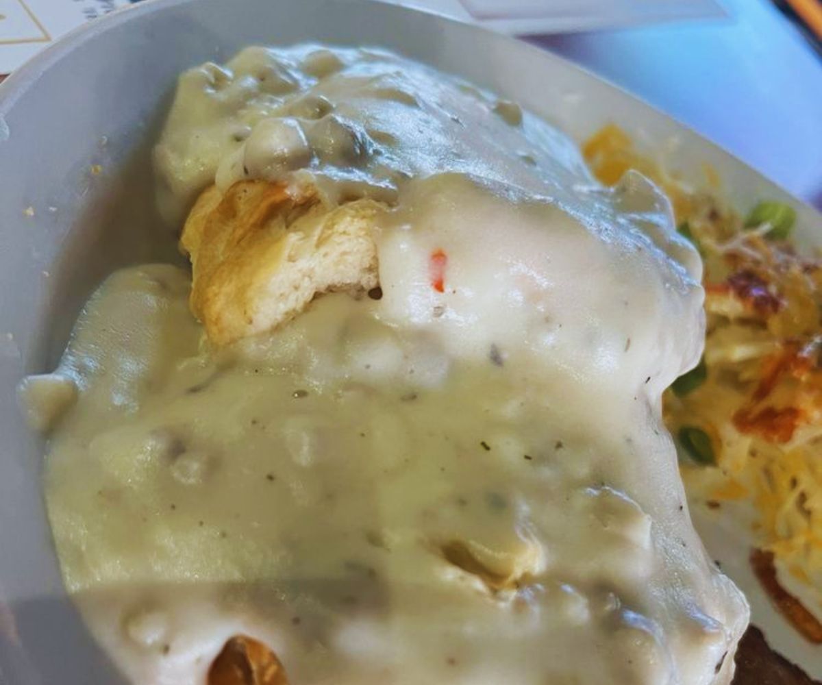 Biscuits Cafe - Biscuit and Sausage Gravy