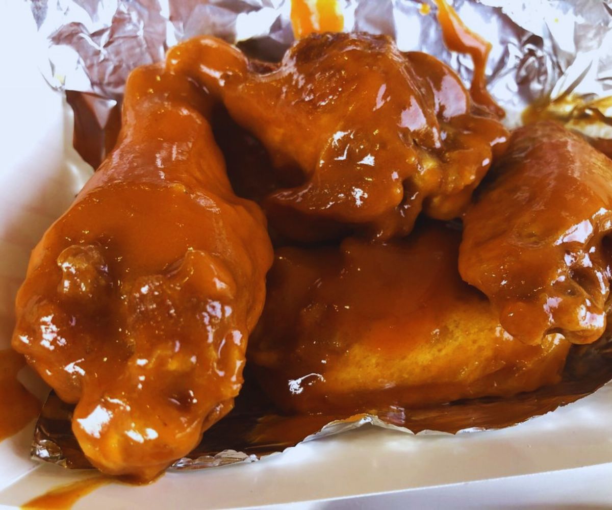 Louisiana Fried Chicken & Wings - Spicy Wings Medium Hot