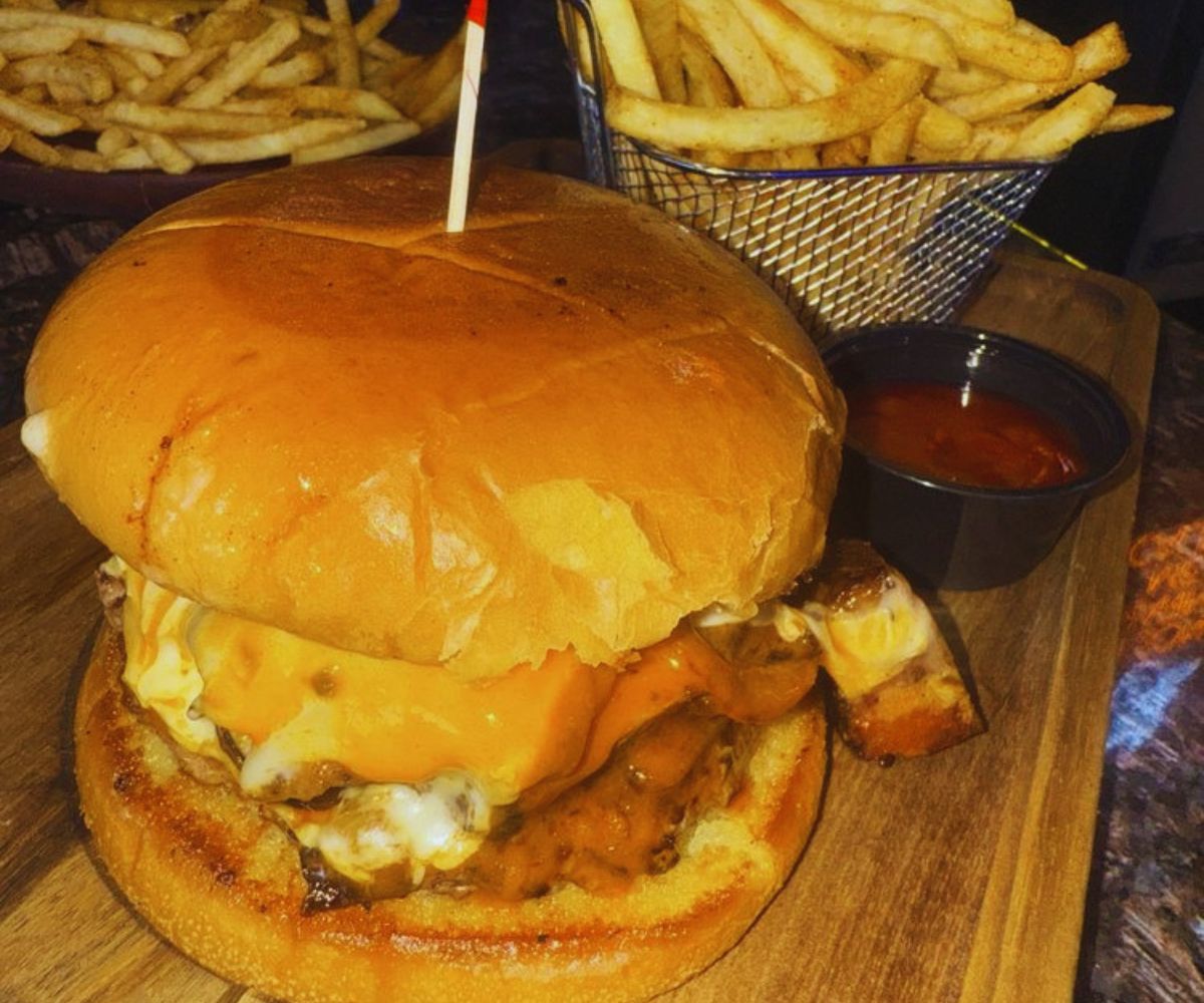 Rey TJ Burgers - Smoked Brisket Burger & Fries