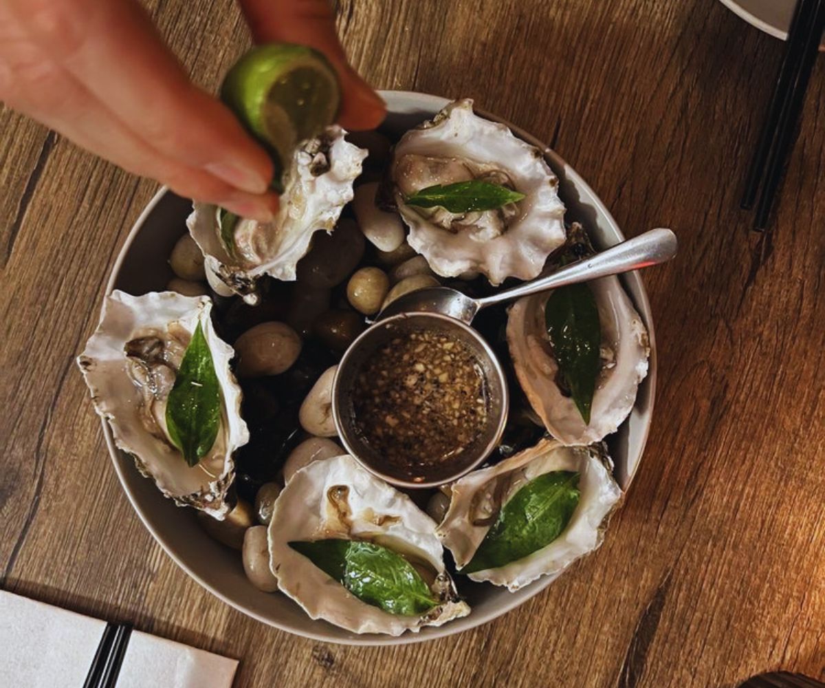 Mawn - Bowl of Oysters