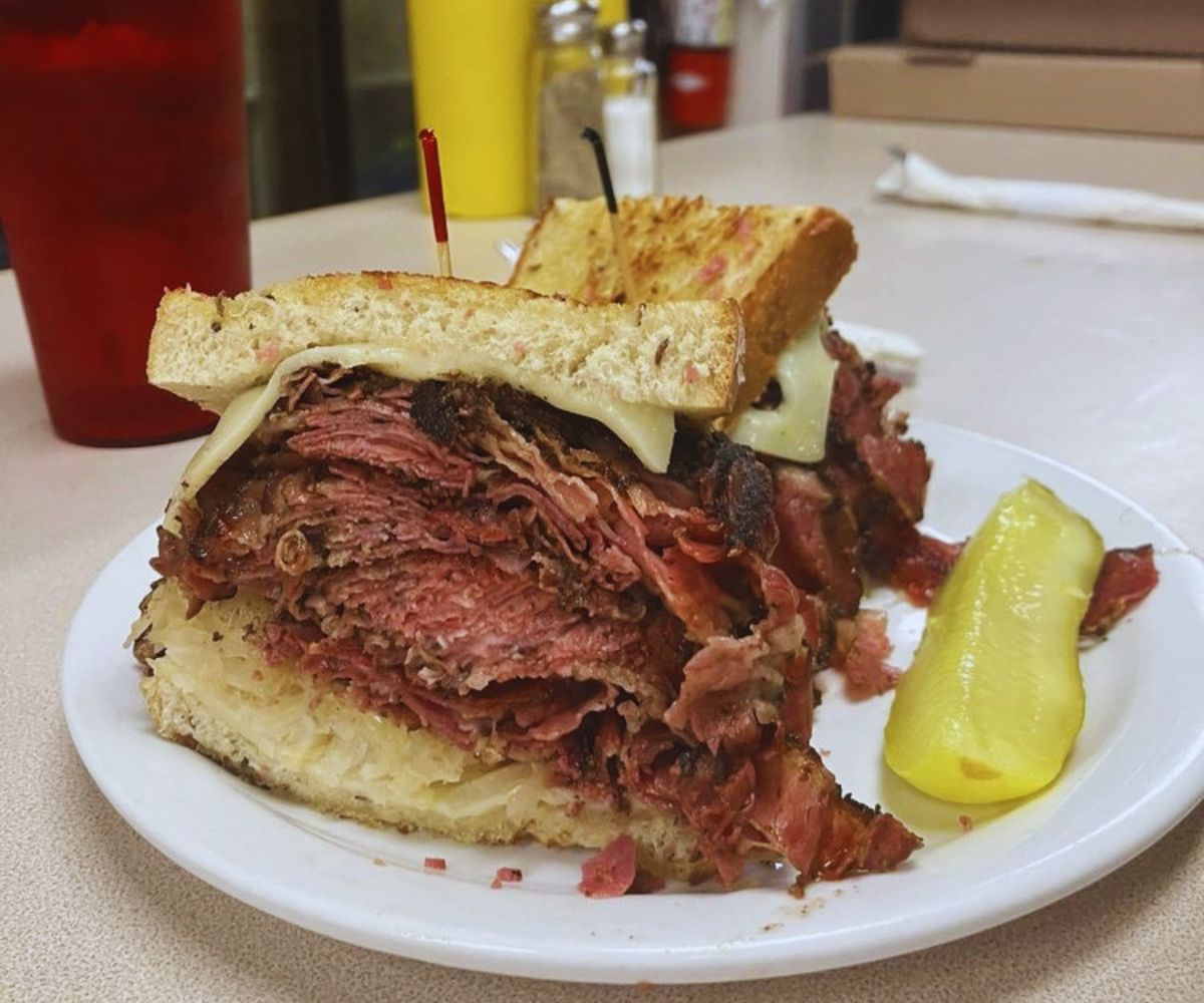 Slyman's Restaurant - Pastrami Reuben