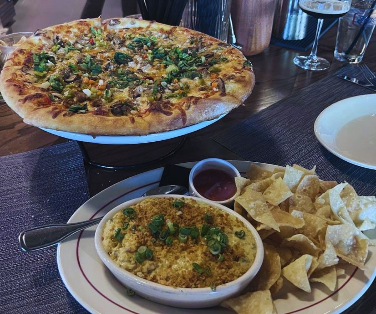 Seager & Sons - Blues Brothers Pizza & Crab Rangoon Dip