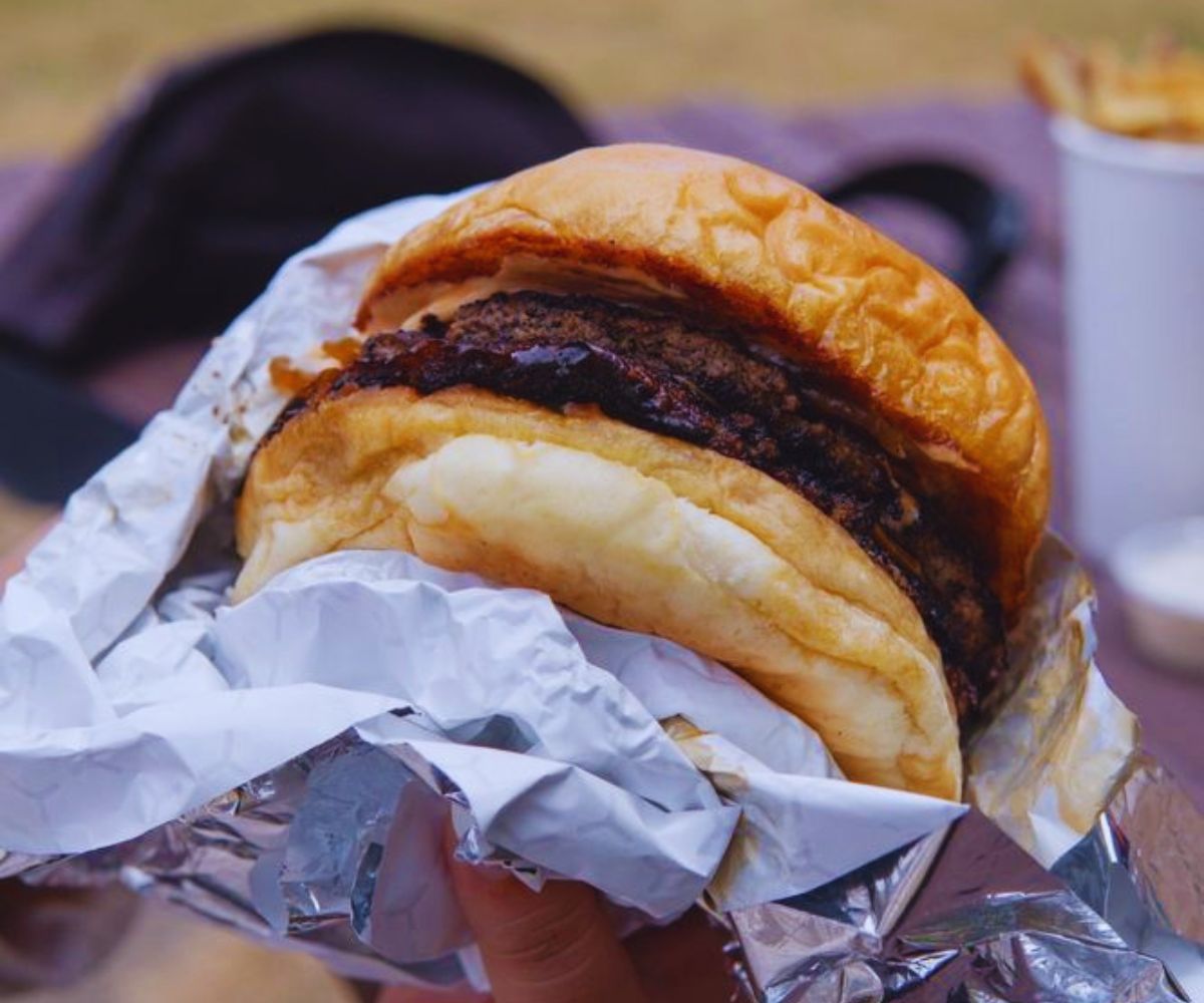 Crave Burger Cafe - American Wagyu Burger