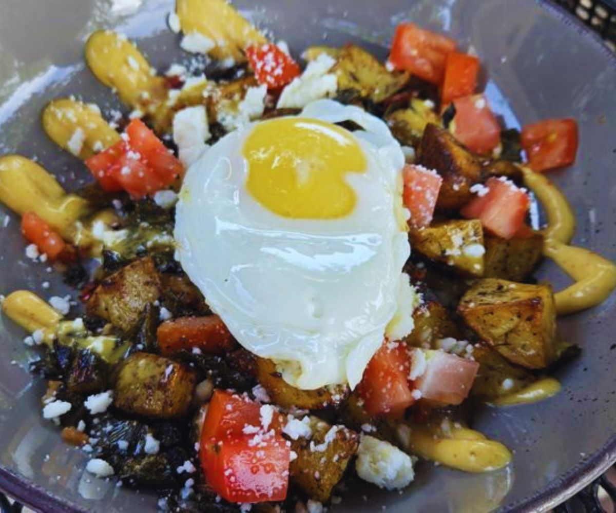 Uptown Eats - Uptown Bowl